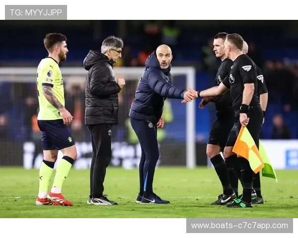 足球球星卖房引热议 虎扑微博曝豪宅内幕成焦点