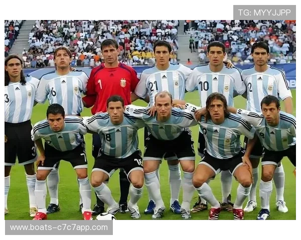 阿根廷足球传奇梅西的辉煌历程与世界足坛影响力解析